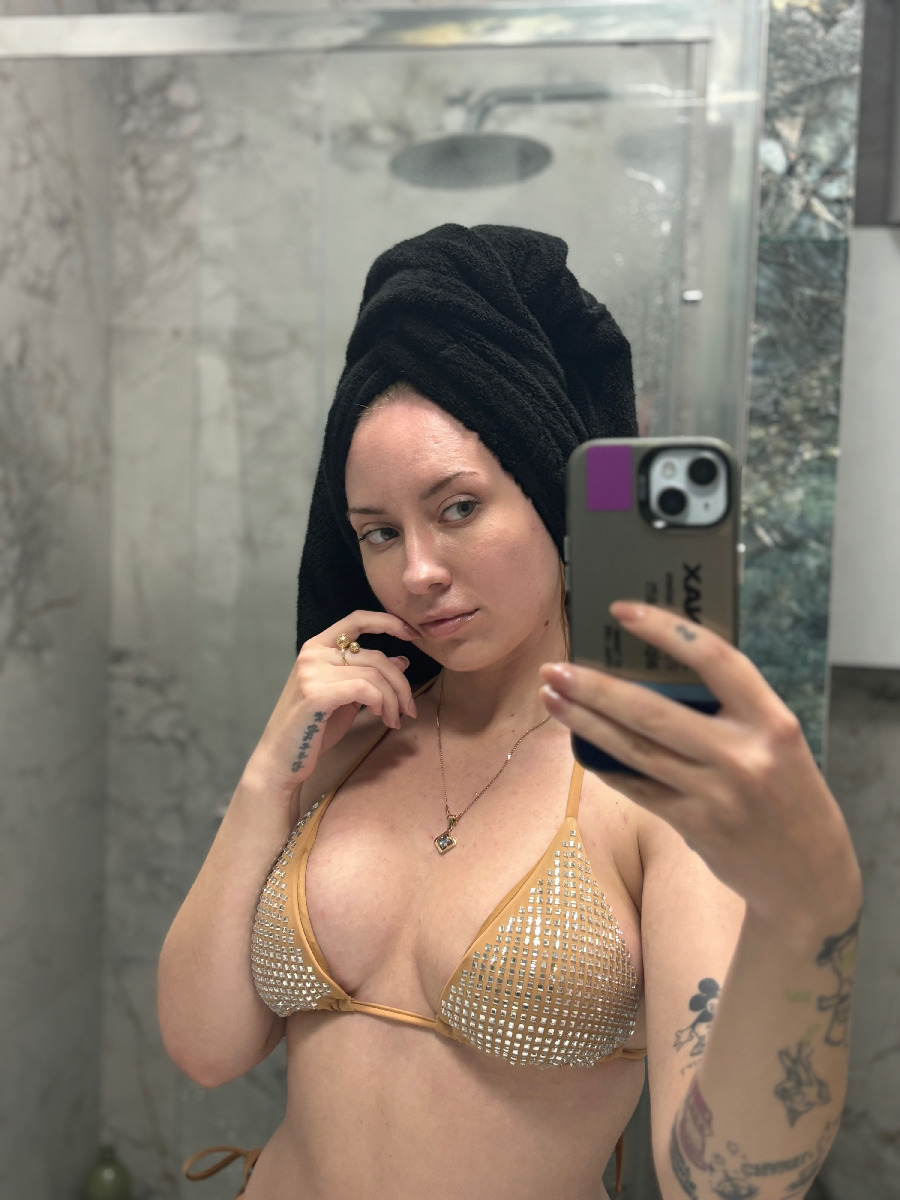 Nude girl KateV in Ibage