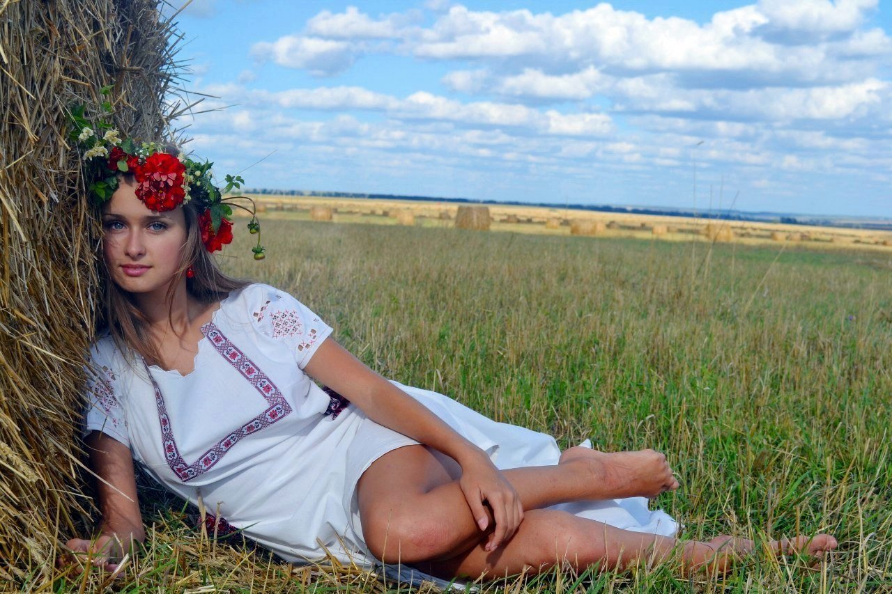 Slavic girls in Ibage