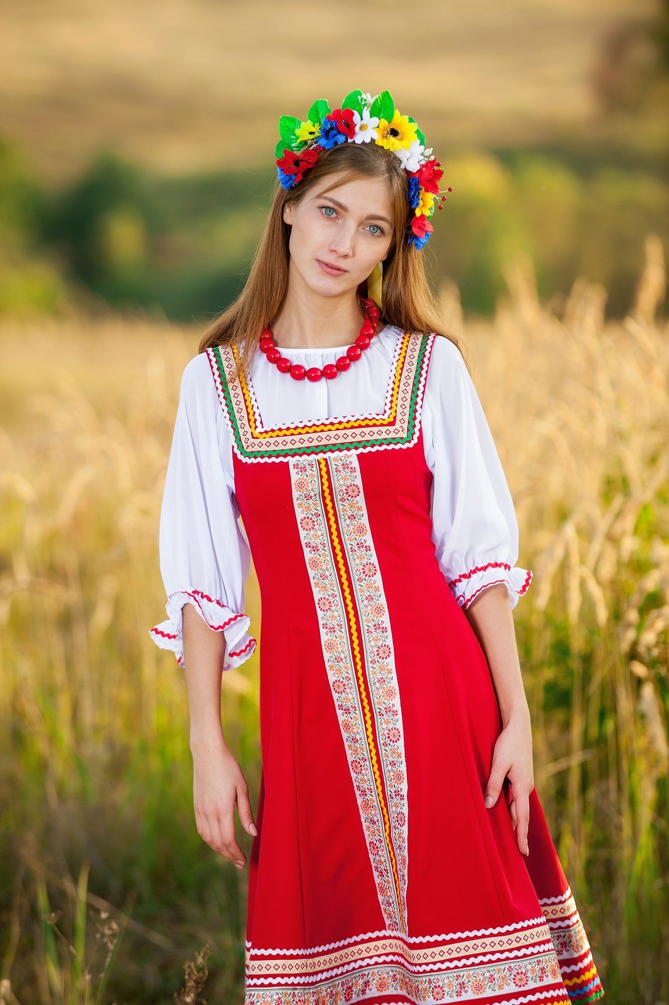Women in Slavic costumes in Ibage