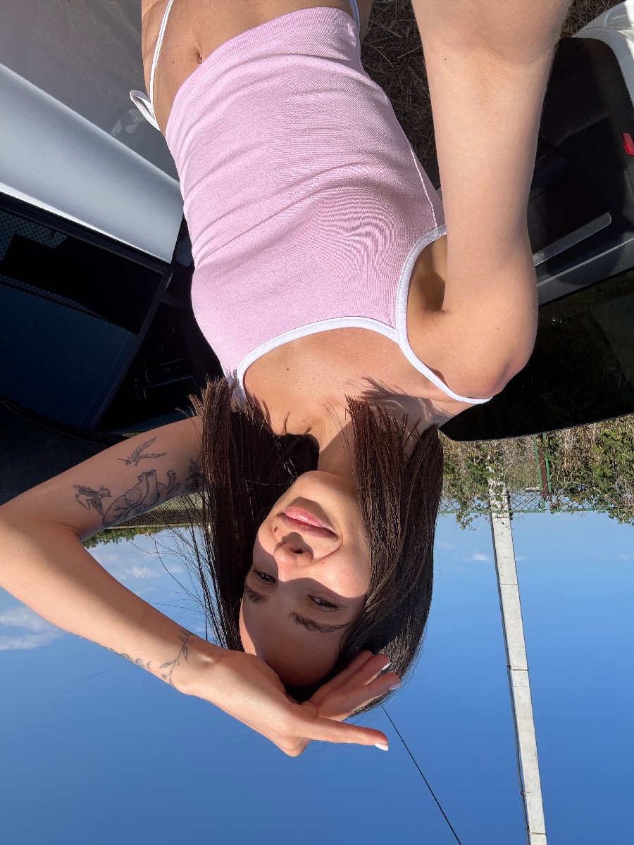 Sexy model Tina in Ibage